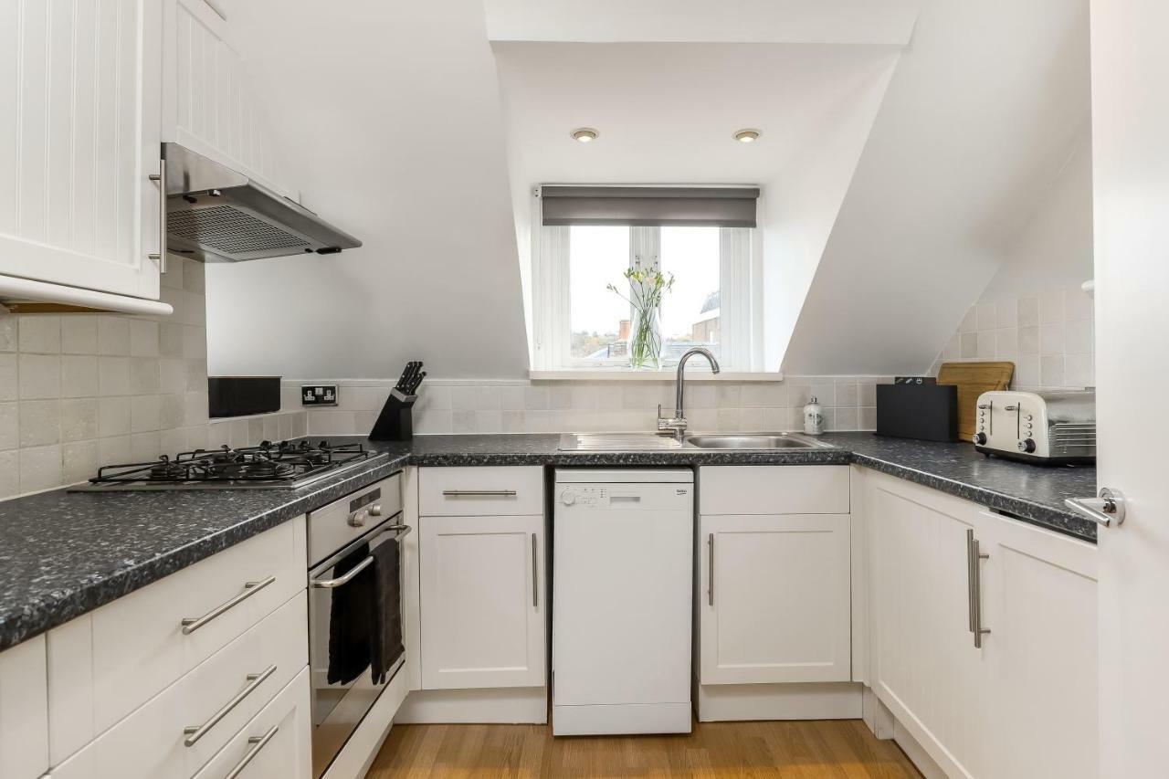 Gorgeous Apartment In The Centre Of Winchester Luaran gambar