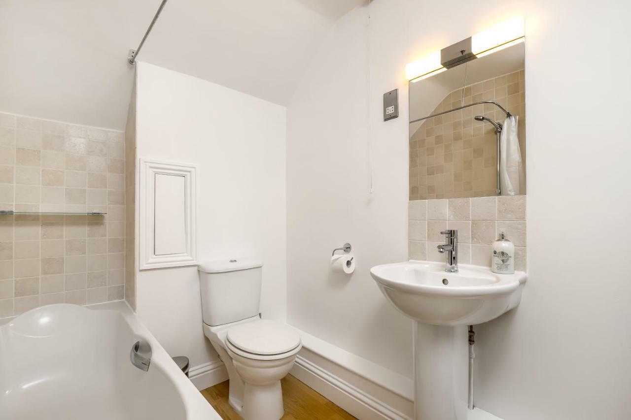 Gorgeous Apartment In The Centre Of Winchester Luaran gambar